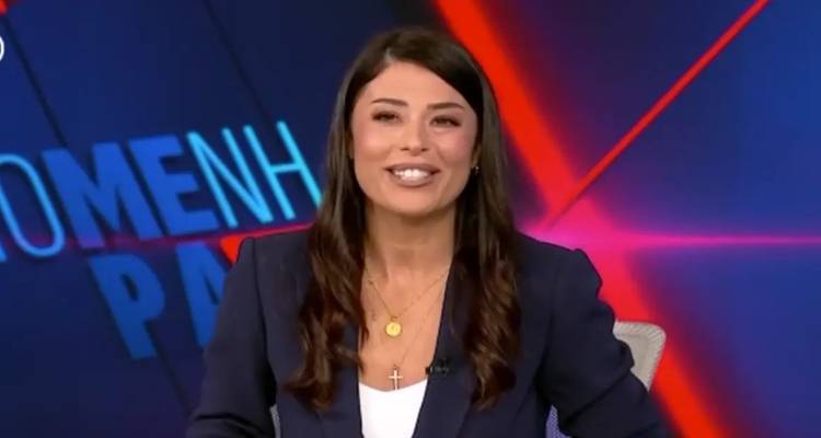 Λατινοπούλου: Να απολυθούν τα «σκουπίδια» εκπαιδευτικοί που λένε να καταργηθούν οι εθνικές εορτές