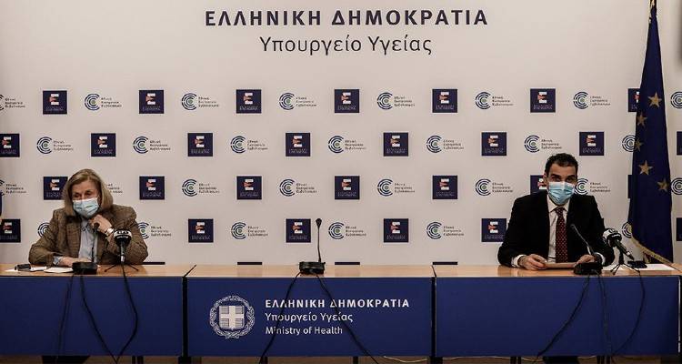 Τέλος το AstraZeneca για τους κάτω των 60 | Από μεθαύριο διαθέσιμα όλα τα εμβόλια και για τους 18-24