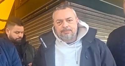 &Beta;ά&zeta;&epsilon;&iota; &lambda;&omicron;&upsilon;&kappa;έ&tau;&omicron; &sigma;&tau;&eta;&nu; &epsilon;&pi;&iota;&chi;&epsilon;ί&rho;&eta;&sigma;&eta; &omicron; &pi;&epsilon;&rho;&iota;&pi;&tau;&epsilon;&rho;ά&sigmaf; &sigma;&tau;&eta; &Gamma;&alpha;&sigma;&tau;&omicron;ύ&nu;&eta; &pi;&omicron;&upsilon; &xi;&upsilon;&lambda;&omicron;&kappa;&omicron;&pi;ή&theta;&eta;&kappa;&epsilon; &alpha;&pi;ό &omicron;&mu;ά&delta;&alpha; 20 &Rho;&omicron;&mu;ά: &laquo;&Delta;&epsilon;&nu; &alpha;&xi;ί&zeta;&epsilon;&iota; &tau;&omicron;&nu; &kappa;ό&pi;&omicron;, &theta;&alpha; &kappa;ά&nu;&omega; &kappa;ά&tau;&iota; ά&lambda;&lambda;&omicron;&raquo;