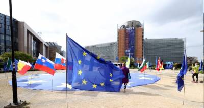 &Delta;&iota;ά&sigma;&kappa;&epsilon;&psi;&eta; &gamma;&iota;&alpha; &tau;&omicron; &Mu;έ&lambda;&lambda;&omicron;&nu; &tau;&eta;&sigmaf; &Epsilon;&upsilon;&rho;ώ&pi;&eta;&sigmaf;: &Epsilon;&nu;&alpha;&rho;&kappa;&tau;ή&rho;&iota;&alpha; &epsilon;&kappa;&delta;ή&lambda;&omega;&sigma;&eta; &sigma;&tau;&omicron; &Sigma;&tau;&rho;&alpha;&sigma;&beta;&omicron;ύ&rho;&gamma;&omicron; &gamma;&iota;&alpha; έ&nu;&alpha; &pi;&rho;&omega;&tau;ό&gamma;&nu;&omega;&rho;&omicron; &epsilon;&gamma;&chi;&epsilon;ί&rho;&eta;&mu;&alpha;
