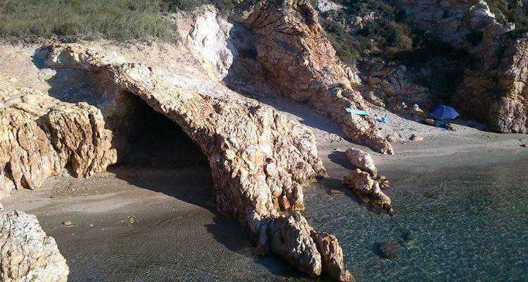 &Tau;&omicron; &Kappa;&upsilon;&pi;&rho;&iota;&alpha;&kappa;ό &laquo;&Rho;&epsilon;&pi;ό&rho;&tau;&epsilon;&rho; online&raquo; &pi;&rho;&omicron;&tau;&epsilon;ί&nu;&epsilon;&iota; &Lambda;ή&mu;&nu;&omicron; &gamma;&iota;&alpha; &tau;&iota;&sigmaf; &phi;&epsilon;&tau;&iota;&nu;έ&sigmaf; &delta;&iota;&alpha;&kappa;&omicron;&pi;έ&sigmaf;