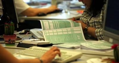 &Xi;&epsilon;&chi;&omega;&rho;&iota;&sigma;&tau;ή &upsilon;&pi;&omicron;&beta;&omicron;&lambda;ή &delta;ή&lambda;&omega;&sigma;&eta;&sigmaf; &gamma;&iota;&alpha; &sigma;&upsilon;&zeta;ύ&gamma;&omicron;&upsilon;&sigmaf;: &Pi;ό&tau;&epsilon; &sigma;&upsilon;&mu;&phi;έ&rho;&epsilon;&iota; &kappa;&alpha;&iota; &pi;ό&tau;&epsilon; ό&chi;&iota;