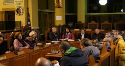 &Epsilon;&nu;&omicron;&chi;&lambda;&eta;&mu;έ&nu;&omicron;&sigmaf; &omicron; &Pi;&rho;ό&epsilon;&delta;&rho;&omicron;&sigmaf; &tau;&omicron;&upsilon; &Pi;&epsilon;&rho;&iota;&phi;&epsilon;&rho;&epsilon;&iota;&alpha;&kappa;&omicron;ύ &Sigma;&upsilon;&mu;&beta;&omicron;&upsilon;&lambda;ί&omicron;&upsilon; | &laquo;&Omicron;&upsilon;&delta;&epsilon;&mu;ί&alpha; &Epsilon;&rho;ώ&tau;&eta;&sigma;&eta; &tau;&omicron;&upsilon; &ldquo;&Iota;&sigma;&chi;&upsilon;&rho;&omicron;ύ &Beta;ό&rho;&epsilon;&iota;&omicron;&upsilon; &Alpha;&iota;&gamma;&alpha;ί&omicron;&upsilon;&rdquo;  &delta;&epsilon;&nu; έ&chi;&epsilon;&iota; &kappa;&alpha;&tau;&alpha;&tau;&epsilon;&theta;&epsilon;ί&raquo;