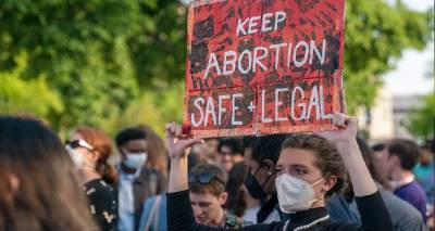 &Omicron;&iota; &Eta;&Pi;&Alpha; &gamma;&upsilon;&rho;ί&zeta;&omicron;&upsilon;&nu;... 50 &chi;&rho;ό&nu;&iota;&alpha; &pi;ί&sigma;&omega; | &Tau;&omicron; &Alpha;&nu;ώ&tau;&alpha;&tau;&omicron; &Delta;&iota;&kappa;&alpha;&sigma;&tau;ή&rho;&iota;&omicron; έ&kappa;&rho;&iota;&nu;&epsilon; &pi;&alpha;&rho;ά&nu;&omicron;&mu;&epsilon;&sigmaf; &tau;&iota;&sigmaf; &alpha;&mu;&beta;&lambda;ώ&sigma;&epsilon;&iota;&sigmaf;