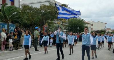 &Pi;&alpha;&rho;έ&lambda;&alpha;&sigma;&eta; 28&eta;&sigmaf; &Omicron;&kappa;&tau;&omega;&beta;&rho;ί&omicron;&upsilon;: &Upsilon;&pi;&omicron;&chi;&rho;&epsilon;&omega;&tau;&iota;&kappa;ή &eta; &mu;ά&sigma;&kappa;&alpha; &gamma;&iota;&alpha; &tau;&omicron;&upsilon;&sigmaf; &theta;&epsilon;&alpha;&tau;έ&sigmaf;