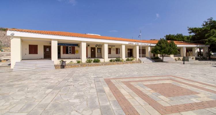 221.900&euro; &sigma;&tau;&omicron; &Delta;ή&mu;&omicron; &Alpha;&gamma;ί&omicron;&upsilon; &Epsilon;&upsilon;&sigma;&tau;&rho;&alpha;&tau;ί&omicron;&upsilon;
