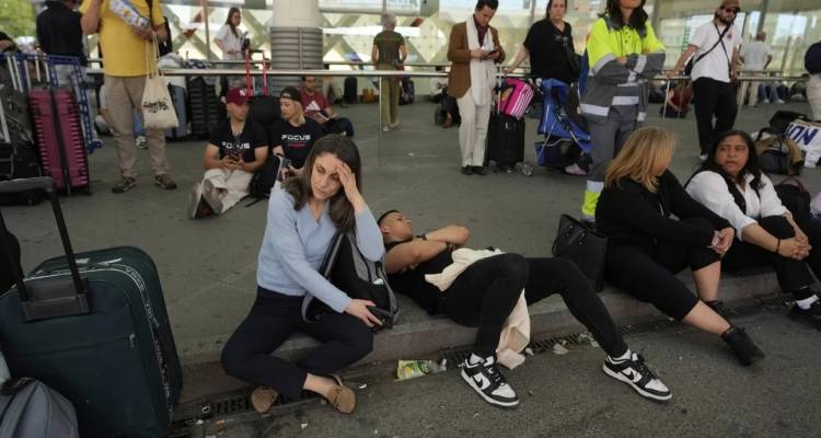 Σπάνιο ατμοσφαιρικό φαινόμενο προκάλεσε το μπλακ άουτ σε Πορτογαλία-Ισπανία | Συνεχίζονται τα προβλήματα