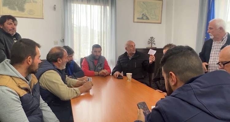 30.000 αιγοπρόβατα εγκλωβισμένα στη Λήμνο | Σε απόγνωση οι αγρότες: «Δεν πάει άλλο» (video)