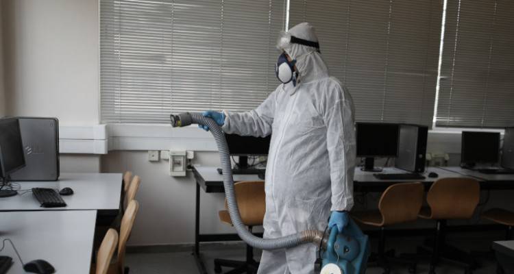 Ανοίγουν τα σχολεία για τη Γ&#039; Λυκείου: Το διαφορετικό πρώτο δίωρο &amp; το σχέδιο 6 σημείων | Οι κανόνες για μαθητές, γονείς, καθηγητές