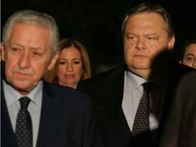 Νέα σύσκεψη σήμερα το βράδυ: Παράθυρο για συμφωνία