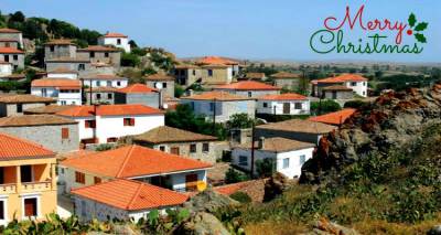 &Chi;&rho;&iota;&sigma;&tau;&omicron;&upsilon;&gamma;&epsilon;&nu;&nu;&iota;ά&tau;&iota;&kappa;&eta; &gamma;&iota;&omicron;&rho;&tau;ή &sigma;&tau;&omicron;&nu; &Kappa;&omicron;&nu;&tau;&iota;ά &mu;&epsilon; &mu;&omicron;&upsilon;&sigma;&iota;&kappa;ή, &kappa;&epsilon;&rho;ά&sigma;&mu;&alpha;&tau;&alpha; &kappa;&alpha;&iota; &gamma;&iota;&omicron;&rho;&tau;&iota;&nu;ή &alpha;&tau;&mu;ό&sigma;&phi;&alpha;&iota;&rho;&alpha;