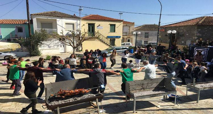 &laquo;&Tau;&omicron; &lsquo;&kappa;&alpha;&psi;&alpha;&nu;&raquo; &kappa;&alpha;&iota; &phi;έ&tau;&omicron;&sigmaf; &sigma;&tau;&omicron; &Kappa;&omicron;&nu;&tau;&omicron;&pi;&omicron;ύ&lambda;&iota; (photos)