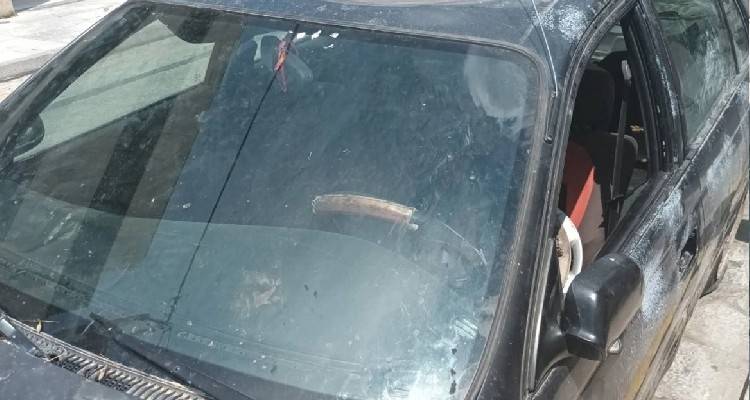 &Tau;&rho;&alpha;&gamma;&omega;&delta;ί&alpha; &sigma;&tau;&omicron; &Chi;&alpha;&lambda;ά&nu;&delta;&rho;&iota;: Έ&sigma;&pi;&alpha;&sigma;&alpha;&nu; &tau;&omicron; &tau;&zeta;ά&mu;&iota; &tau;&omicron;&upsilon; &alpha;&upsilon;&tau;&omicron;&kappa;&iota;&nu;ή&tau;&omicron;&upsilon; &gamma;&iota;&alpha; &nu;&alpha; &beta;&gamma;ά&lambda;&omicron;&upsilon;&nu; &tau;&eta;&nu; 8&chi;&rho;&omicron;&nu;&eta; &pi;&omicron;&upsilon; &pi;έ&theta;&alpha;&nu;&epsilon; &alpha;&pi;ό &theta;&epsilon;&rho;&mu;&omicron;&pi;&lambda;&eta;&xi;ί&alpha;