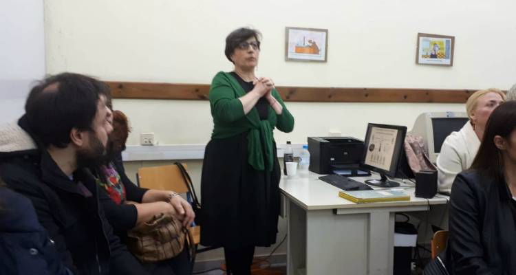 &Epsilon;&pi;&iota;&mu;&omicron;&rho;&phi;&omega;&tau;&iota;&kappa;ή &epsilon;&nu;&eta;&mu;έ&rho;&omega;&sigma;&eta; &alpha;&pi;ό &tau;&eta;&nu; &Alpha;&gamma;&gamma;&epsilon;&lambda;&iota;&kappa;ή &Beta;&omicron;&upsilon;&tau;&sigma;ά &sigma;&tau;&omicron; &Epsilon;&sigma;&pi;&epsilon;&rho;&iota;&nu;ό &Gamma;&upsilon;&mu;&nu;ά&sigma;&iota;&omicron; &mu;&epsilon; &Lambda;.&Tau;. &Mu;ύ&rho;&iota;&nu;&alpha;&sigmaf; (photos)