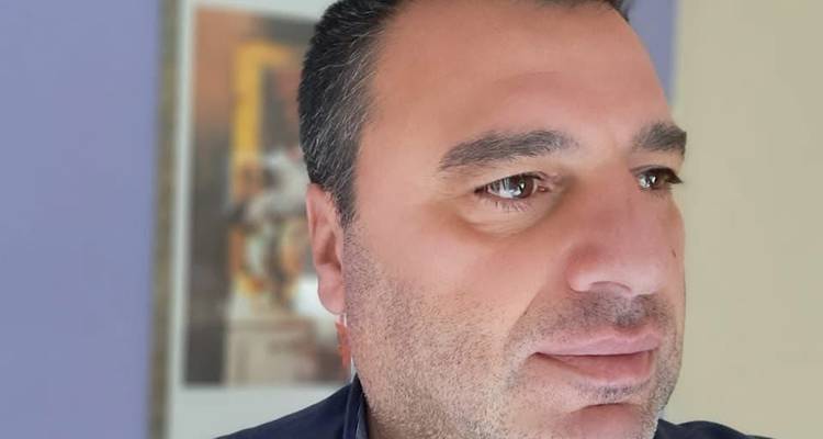 &Xi;&epsilon;&nu;&omicron;&delta;ό&chi;&omicron;&iota; &Lambda;ή&mu;&nu;&omicron;&upsilon;: &laquo;&theta;&alpha; &sigma;&upsilon;&mu;&mu;&epsilon;&tau;έ&chi;&omicron;&upsilon;&mu;&epsilon; &epsilon;&nu;&epsilon;&rho;&gamma;ά &sigma;&epsilon; &kappa;ά&theta;&epsilon; &pi;&rho;&omicron;&sigma;&pi;ά&theta;&epsilon;&iota;&alpha; &beta;&epsilon;&lambda;&tau;ί&omega;&sigma;&eta;&sigmaf; &tau;&omega;&nu; &alpha;&kappa;&tau;&omicron;&pi;&lambda;&omicron;ϊ&kappa;ώ&nu; &sigma;&upsilon;&gamma;&kappa;&omicron;&iota;&nu;&omega;&nu;&iota;ώ&nu; &tau;&omicron;&upsilon; &nu;&eta;&sigma;&iota;&omicron;ύ &raquo;