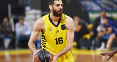 &Pi;ά&epsilon;&iota; &Lambda;ή&mu;&nu;&omicron; &omicron; &Mu;&omicron;ύ&rho;&tau;&omicron;&sigmaf;