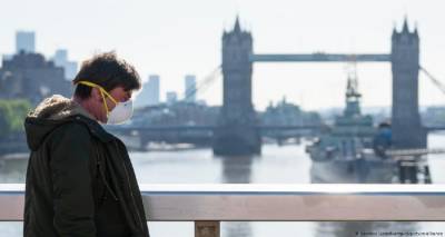 &Beta;&rho;&epsilon;&tau;&alpha;&nu;ί&alpha;- &Kappa;&omicron;&rho;&omicron;&nu;&omicron;ϊό&sigmaf;: &ldquo;118 &eta;&mu;έ&rho;&epsilon;&sigmaf; &mu;έ&chi;&rho;&iota; &tau;&eta;&nu; &epsilon;&lambda;&epsilon;&upsilon;&theta;&epsilon;&rho;ί&alpha;&rdquo;