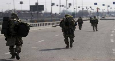 &Pi;ό&lambda;&epsilon;&mu;&omicron;&sigmaf; &sigma;&tau;&eta;&nu; &Omicron;&upsilon;&kappa;&rho;&alpha;&nu;ί&alpha;: &Eta; &pi;&rho;&omicron;έ&lambda;&alpha;&sigma;&eta; &tau;&omega;&nu; &rho;&omega;&sigma;&iota;&kappa;ώ&nu; &delta;&upsilon;&nu;ά&mu;&epsilon;&omega;&nu; έ&chi;&epsilon;&iota; &alpha;&nu;&alpha;&kappa;&omicron;&pi;&epsilon;ί &sigma;&epsilon; &delta;&iota;ά&phi;&omicron;&rho;&alpha; &mu;έ&tau;&omega;&pi;&alpha;