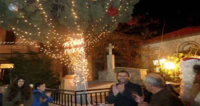 &Tau;&omicron; &Theta;ά&nu;&omicron;&sigmaf; &sigma;&epsilon; &rho;&upsilon;&theta;&mu;&omicron;ύ&sigmaf; &Chi;&rho;&iota;&sigma;&tau;&omicron;&upsilon;&gamma;έ&nu;&nu;&omega;&nu; (photos)