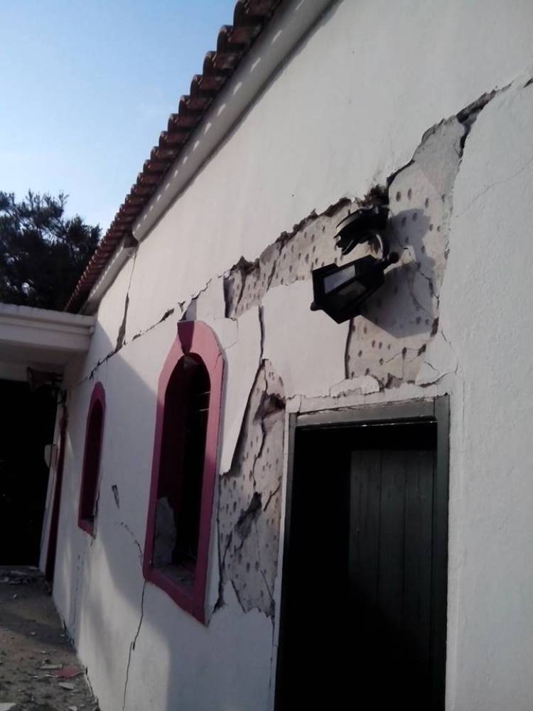 &Phi;&omega;&tau;&omicron;&rho;&epsilon;&pi;&omicron;&rho;&tau;ά&zeta; &alpha;&pi;ό &tau;&iota;&sigmaf; &zeta;&eta;&mu;&iota;έ&sigmaf; &pi;&omicron;&upsilon; &pi;&rho;&omicron;&kappa;ά&lambda;&epsilon;&sigma;&epsilon; &omicron; &sigma;&epsilon;&iota;&sigma;&mu;ό&sigmaf; &sigma;&tau;&eta;&nu; &Alpha;&gamma;&iota;ά &Sigma;&omega;&tau;ή&rho;&alpha;