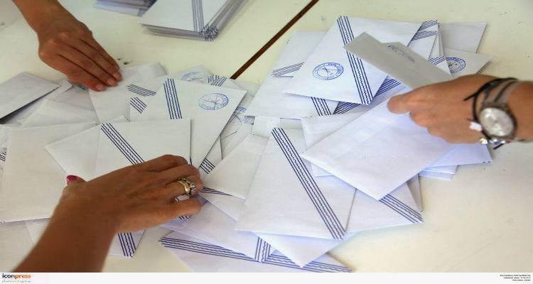 Πλήρης σταυροδοσία υπ. Δημοτικών Συμβούλων στο Δήμο Λήμνου