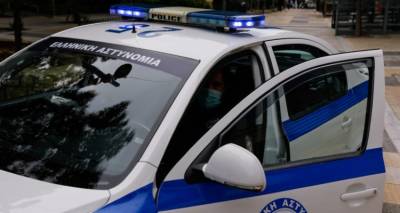 &Alpha;&pi;&alpha;&gamma;&omega;&gamma;ή &Mu;&alpha;&rho;&kappa;έ&lambda;&lambda;&alpha;&sigmaf;: &Eta; &laquo;&kappa;&omicron;&kappa;&kappa;&iota;&nu;&omicron;&mu;ά&lambda;&lambda;&alpha;&raquo; &epsilon;ί&chi;&epsilon; &mu;&alpha;&kappa;&iota;&gamma;&iota;ά&rho;&epsilon;&iota; &kappa;&alpha;&iota; &phi;&omega;&tau;&omicron;&gamma;&rho;ά&phi;&iota;&zeta;&epsilon; &tau;&omicron; &pi;&alpha;&iota;&delta;ί | &Pi;&omicron;ύ &sigma;&tau;&rho;έ&phi;&omicron;&nu;&tau;&alpha;&iota; &omicron;&iota; έ&rho;&epsilon;&upsilon;&nu;&epsilon;&sigmaf;