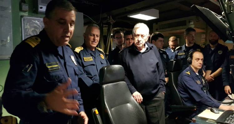 &Tau;&eta; &phi;&rho;&epsilon;&gamma;ά&tau;&alpha; &laquo;&Lambda;&Eta;&Mu;&Nu;&Omicron;&Sigma;&raquo; &epsilon;&pi;&iota;&sigma;&kappa;έ&phi;&theta;&eta;&kappa;&epsilon; &omicron; &Phi;ώ&tau;&eta;&sigmaf; &Kappa;&omicron;&upsilon;&beta;έ&lambda;&eta;&sigmaf; (photos)