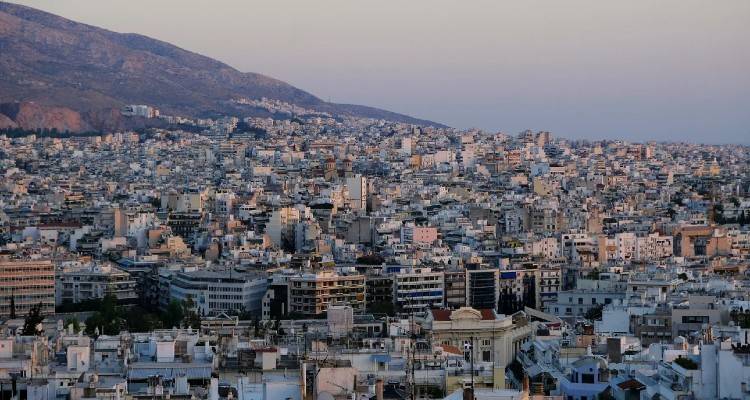 Πώς Airbnb, Booking, Expedia θα πετάξουν στην Ελλάδα εκτός όλα τα... πειρατικά καταλύματα  | Το κόλπο της ΑΑΔΕ