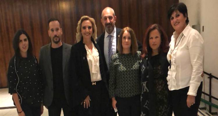 &Mu;&omicron;&upsilon;&sigma;&iota;&kappa;ό &lambda;&eta;&mu;&nu;&iota;&alpha;&kappa;ό &alpha;&nu;&tau;ά&mu;&omega;&mu;&alpha; &sigma;&tau;&eta;&nu; &Alpha;&theta;ή&nu;&alpha; &gamma;&iota;&alpha; &kappa;&alpha;&lambda;ό &sigma;&kappa;&omicron;&pi;ό (photos)