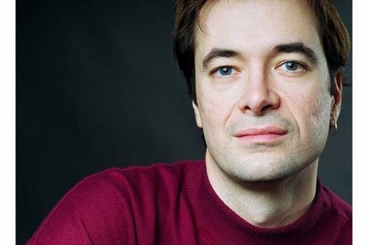 Σε ένα κελί χωρίς δίκη