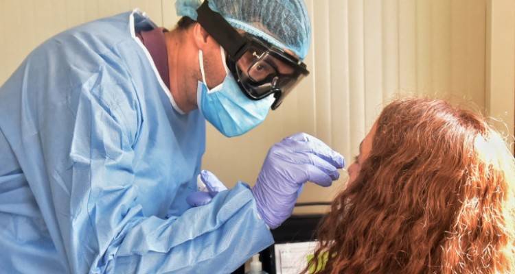 &Kappa;&omicron;&rho;&omega;&nu;&omicron;ϊό&sigmaf;: &Rho;&epsilon;&kappa;ό&rho; &kappa;&rho;&omicron;&upsilon;&sigma;&mu;ά&tau;&omega;&nu; &sigma;&tau;&eta;&nu; &Epsilon;&lambda;&lambda;ά&delta;&alpha; | 284 &nu;έ&alpha;, 2 &nu;&epsilon;&kappa;&rho;&omicron;ί, 31 &omicron;&iota; &delta;&iota;&alpha;&sigma;&omega;&lambda;&eta;&nu;&omega;&mu;έ&nu;&omicron;&iota;