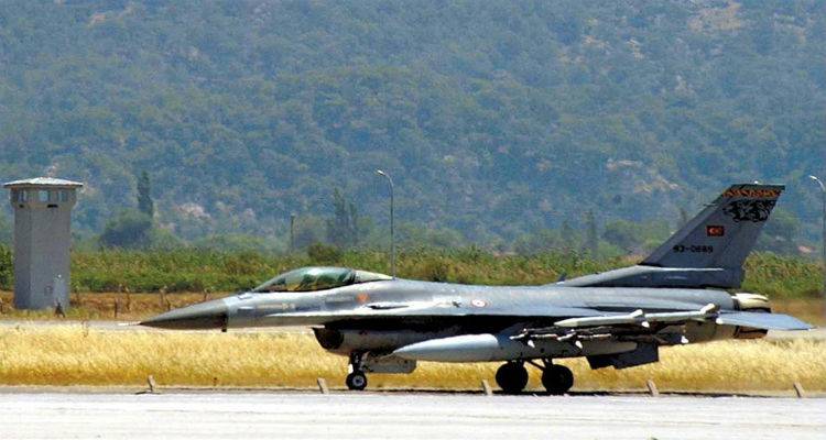 &Mu;&pi;&alpha;&rho;ά&zeta; &pi;&alpha;&rho;&alpha;&beta;&iota;ά&sigma;&epsilon;&omega;&nu; &sigma;&tau;&omicron; &Alpha;&nu;&alpha;&tau;&omicron;&lambda;&iota;&kappa;ό &Alpha;&iota;&gamma;&alpha;ί&omicron;