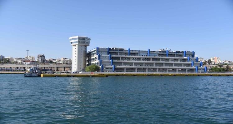 Συνεχίζει να διαμαρτύρεται η Καβάλα για τη χαμένη ακτοπλοϊκή σύνδεση με τη Λήμνο