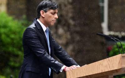 &Beta;&rho;&epsilon;&tau;&alpha;&nu;ί&alpha;: &Pi;&rho;ό&omega;&rho;&epsilon;&sigmaf; &epsilon;&kappa;&lambda;&omicron;&gamma;έ&sigmaf; &sigma;&tau;&iota;&sigmaf; 4 &Iota;&omicron;&upsilon;&lambda;ί&omicron;&upsilon; &alpha;&nu;&alpha;&kappa;&omicron;ί&nu;&omega;&sigma;&epsilon; &omicron; &Rho;ί&sigma;&iota; &Sigma;&omicron;ύ&nu;&alpha;&kappa;