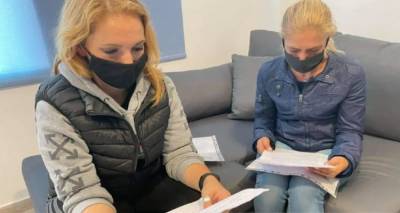 &Mu;&upsilon;&tau;&iota;&lambda;ή&nu;&eta;: &Delta;ύ&omicron; &epsilon;&rho;&gamma;&alpha;&zeta;ό&mu;&epsilon;&nu;&epsilon;&sigmaf; &sigma;&tau;&omicron;&nu; &delta;ή&mu;&omicron; &kappa;&alpha;&tau;&alpha;&gamma;&gamma;έ&lambda;&lambda;&omicron;&upsilon;&nu; &alpha;&nu;ώ&tau;&epsilon;&rho;ό &tau;&omicron;&upsilon;&sigmaf; &gamma;&iota;&alpha; &sigma;&epsilon;&xi;&iota;&sigma;&mu;ό &kappa;&alpha;&iota; &psi;&upsilon;&chi;&omicron;&lambda;&omicron;&gamma;&iota;&kappa;ό &pi;ό&lambda;&epsilon;&mu;&omicron;