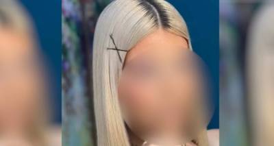 &Sigma;&omicron;&kappa; &sigma;&tau;&eta;&nu; &Kappa;&epsilon;&phi;&alpha;&lambda;&omicron;&nu;&iota;ά &mu;&epsilon; &tau;&omicron;&nu; &theta;ά&nu;&alpha;&tau;&omicron; &tau;&eta;&sigmaf; 19&chi;&rho;&omicron;&nu;&eta;&sigmaf; &Mu;&upsilon;&rho;&tau;&omicron;ύ&sigmaf; -&Kappa;&alpha;&tau;έ&rho;&rho;&epsilon;&upsilon;&sigma;&epsilon; &kappa;&alpha;&iota; &tau;&eta;&nu; &pi;&alpha;&rho;ά&tau;&eta;&sigma;&alpha;&nu; &sigma;&tau;&eta; &mu;έ&sigma;&eta; &tau;&omicron;&upsilon; &delta;&rho;ό&mu;&omicron;&upsilon;, &eta; &kappa;ά&mu;&epsilon;&rho;&alpha; &laquo;έ&delta;&epsilon;&iota;&xi;&epsilon;&raquo; &tau;&omicron;&upsilon;&sigmaf; &sigma;&upsilon;&lambda;&lambda;&eta;&phi;&theta;έ&nu;&tau;&epsilon;&sigmaf;