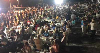 &Sigma;&alpha;&rho;&delta;έ&lambda;&epsilon;&sigmaf;, &kappa;&rho;&alpha;&sigma;ί &kappa;&alpha;&iota; &zeta;&omega;&nu;&tau;&alpha;&nu;ή &mu;&omicron;&upsilon;&sigma;&iota;&kappa;ή  &sigma;&tau;&eta; &Nu;. &Kappa;&omicron;ύ&tau;&alpha;&lambda;&eta; | Έ&rho;&chi;&epsilon;&tau;&alpha;&iota; &eta; &laquo;3&eta; &Gamma;&iota;&omicron;&rho;&tau;ή &Sigma;&alpha;&rho;&delta;έ&lambda;&alpha;&sigmaf;&raquo; &alpha;&pi;ό &tau;&omicron;&nu; &laquo;&Nu;ό&sigma;&tau;&omicron;&sigmaf;&raquo;