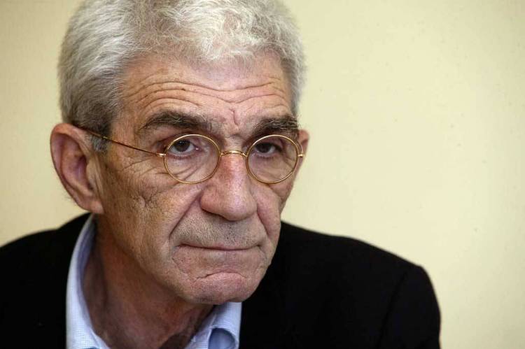 &Mu;&pi;&omicron;&upsilon;&tau;ά&rho;&eta;&sigmaf; &pi;&rho;&omicron;&sigmaf; &Mu;&alpha;&rho;&iota;&nu;ά&kappa;&eta; &kappa;&alpha;&iota; &Pi;&alpha;&nu;&tau;&alpha;&zeta;ή: &laquo;&Epsilon;&gamma;ώ &theta;&alpha; &epsilon;ί&mu;&alpha;&iota; &delta;ί&pi;&lambda;&alpha; &sigma;&tau;&eta; &Lambda;ή&mu;&nu;&omicron;&raquo;