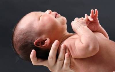 Πουλούσαν μωρά εβδομάδων έναντι €15.000