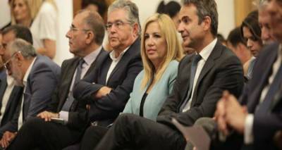 &Gamma;&iota;&alpha;&tau;ί &alpha;&nu;&tau;&iota;&delta;&rho;&omicron;ύ&nu; &tau;&alpha; &kappa;ό&mu;&mu;&alpha;&tau;&alpha; &sigma;&tau;&omicron; &Sigma;&kappa;&omicron;&pi;&iota;&alpha;&nu;ό | &Omicron;&chi;&iota; &sigma;&epsilon; &sigma;&alpha;&lambda;&alpha;&mu;&omicron;&pi;&omicron;ί&eta;&sigma;&eta; &tau;&eta;&sigmaf; &lambda;ύ&sigma;&eta;&sigmaf;