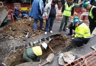&Kappa;&lambda;&epsilon;&iota;&sigma;&tau;ή &alpha;&pi;ό &sigma;ή&mu;&epsilon;&rho;&alpha; &eta; &omicron;&delta;ό&sigmaf; &laquo;&Nu;έ&alpha;&sigmaf; &Mu;&alpha;&delta;ύ&tau;&omicron;&upsilon;&raquo; &lambda;ό&gamma;&omega; έ&rho;&gamma;&omega;&nu;