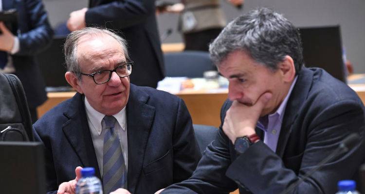 &Mu;&epsilon;&tau;ά &tau;&omicron; &eta;&lambda;&epsilon;&kappa;&tau;&rho;&omicron;&sigma;ό&kappa; &gamma;&iota;&alpha; &tau;&iota;&sigmaf; &laquo;&tau;&rho;&epsilon;&iota;&sigmaf;-&tau;έ&sigma;&sigma;&epsilon;&rho;&iota;&sigmaf; &alpha;&xi;&iota;&omicron;&lambda;&omicron;&gamma;ή&sigma;&epsilon;&iota;&sigmaf;&raquo; &omicron; &Tau;&sigma;&alpha;&kappa;&alpha;&lambda;ώ&tau;&omicron;&sigmaf; &sigma;&tau;&omicron; Eurogroup