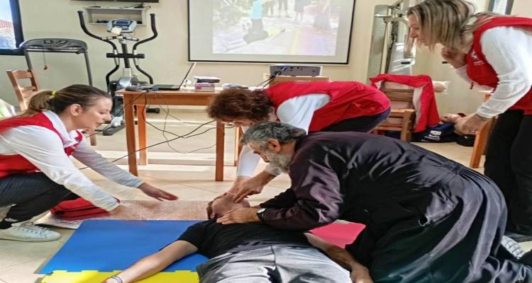 Φωτογραφία από την εκπαίδευση του πατέρα Νεκτάριου  