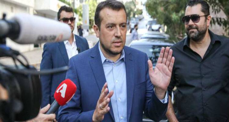 &Nu;έ&alpha; &mu;ά&chi;&eta; &gamma;&iota;&alpha; &tau;&alpha; &kappa;&alpha;&nu;ά&lambda;&iota;&alpha; | &Omicron; &Pi;&alpha;&pi;&pi;ά&sigmaf; &delta;&epsilon;&nu; &pi;&alpha;ί&rho;&nu;&epsilon;&iota; &pi;ί&sigma;&omega; &tau;&omicron; &nu;ό&mu;&omicron;