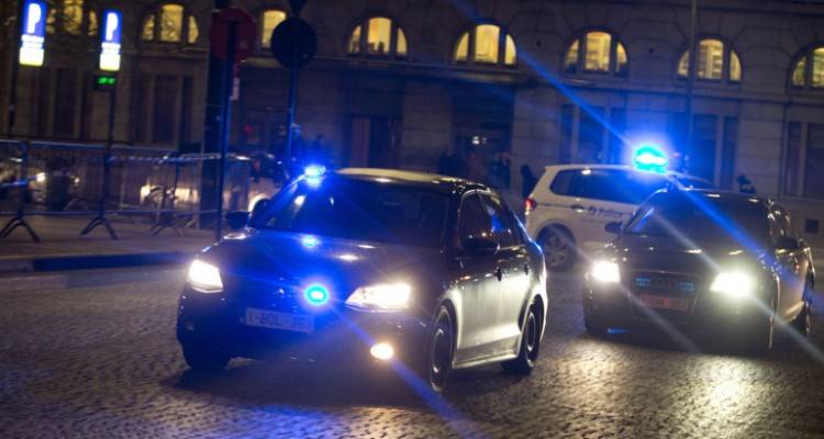 Σάλος στις Βρυξέλλες: Η αστυνομία διέλυσε σεξουαλικό πάρτι εν μέσω πανδημίας | Ευρωβουλευτής μεταξύ των 25