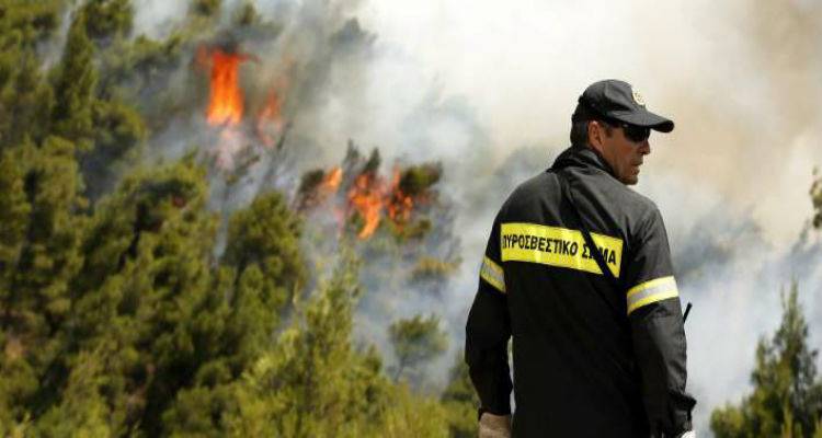 &Sigma;&tau;&omicron; &laquo;&kappa;ό&kappa;&kappa;&iota;&nu;&omicron;&raquo; &eta; &Lambda;ή&mu;&nu;&omicron;&sigmaf; | &Pi;&omicron;&lambda;ύ &upsilon;&psi;&eta;&lambda;ό&sigmaf; &omicron; &kappa;ί&nu;&delta;&upsilon;&nu;&omicron;&sigmaf; &pi;&upsilon;&rho;&kappa;&alpha;&gamma;&iota;ά&sigmaf; &alpha;ύ&rho;&iota;&omicron;