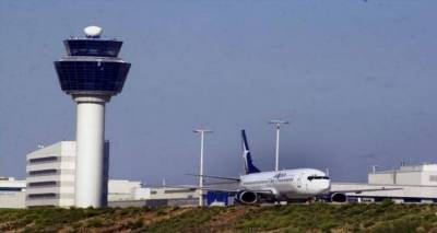Γέμισαν τα αεροδρόμια τις ημέρες του Πάσχα | Προστέθηκαν πτήσεις για Λήμνο και Χίο