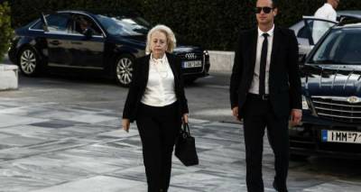 14 &kappa;&alpha;&theta;&eta;&gamma;&eta;&tau;έ&sigmaf; &Sigma;&upsilon;&nu;&tau;&alpha;&gamma;&mu;&alpha;&tau;&iota;&kappa;&omicron;ύ &Delta;&iota;&kappa;&alpha;ί&omicron;&upsilon; &kappa;&alpha;&tau;ά &tau;&eta;&sigmaf; &mu;ή&nu;&upsilon;&sigma;&eta;&sigmaf; &tau;&eta;&sigmaf; &Theta;ά&nu;&omicron;&upsilon;
