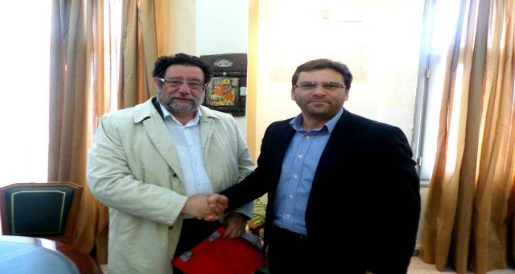 &Sigma;&tau;&omicron; &Delta;ή&mu;&alpha;&rho;&chi;&omicron; &Lambda;ή&mu;&nu;&omicron;&upsilon; &omicron; &Gamma;&iota;ά&nu;&nu;&eta;&sigmaf; &Zeta;&epsilon;&rho;&delta;&epsilon;&lambda;ή&sigmaf;