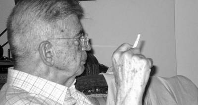 &Beta;&rho;&alpha;&beta;&epsilon;ί&omicron; &mu;&upsilon;&theta;&iota;&sigma;&tau;&omicron;&rho;ή&mu;&alpha;&tau;&omicron;&sigmaf; &laquo;&Mu;έ&nu;&eta;&sigmaf; &Kappa;&omicron;&upsilon;&mu;&alpha;&nu;&tau;&alpha;&rho;έ&alpha;&sigmaf;&raquo; &theta;&epsilon;&sigma;&pi;ί&zeta;&epsilon;&iota; &eta; &Epsilon;&tau;&alpha;&iota;&rho;&epsilon;ί&alpha; &Sigma;&upsilon;&gamma;&gamma;&rho;&alpha;&phi;έ&omega;&nu;